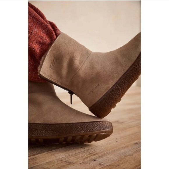 New Free People x Cougar Taupe Suede Leather Cozy Boots Sheep Shearling SZ 9 - Picture 2 of 16